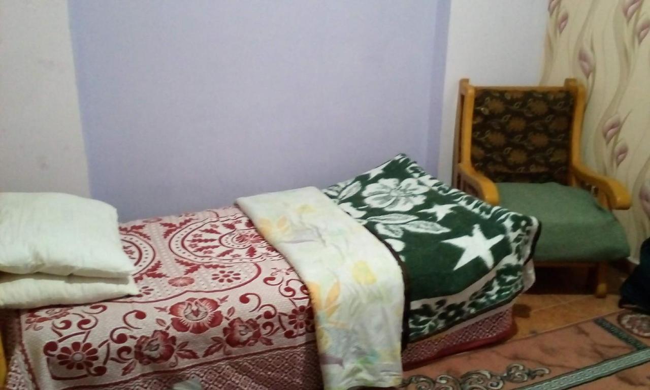 Zahrate Elfirdaos Rooms للرجال فقط Alexandria Exterior photo